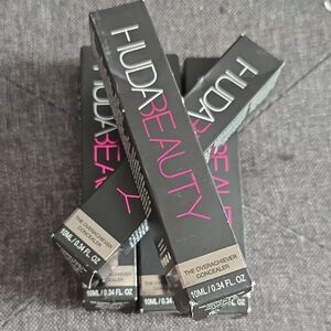 HUDA BEAUTY Overachiever Concealer Your Choice!!